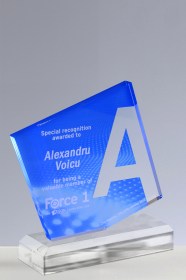 Trofee Personalizate TU 06